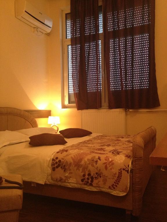 Motel Neno Bijeljina Esterno foto