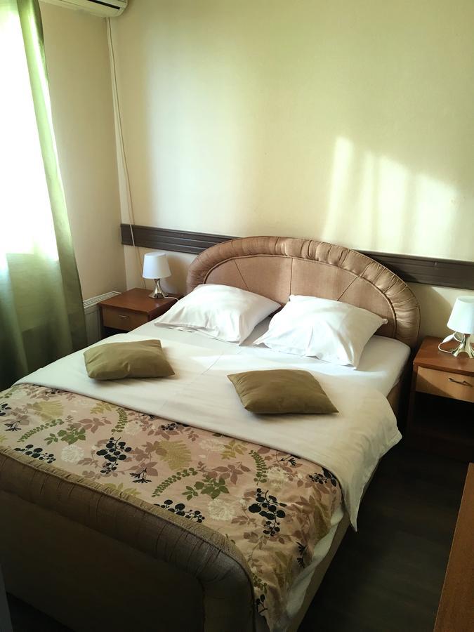 Motel Neno Bijeljina Esterno foto